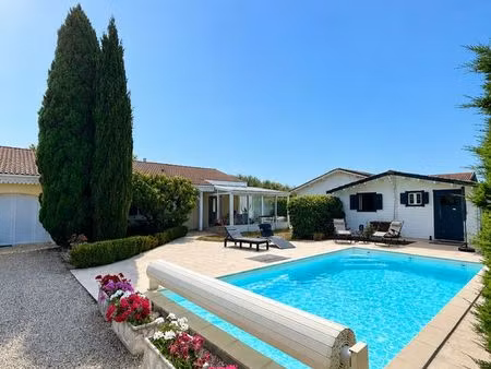 maison 140 m2 dont studio  piscine et un chalet-arès
