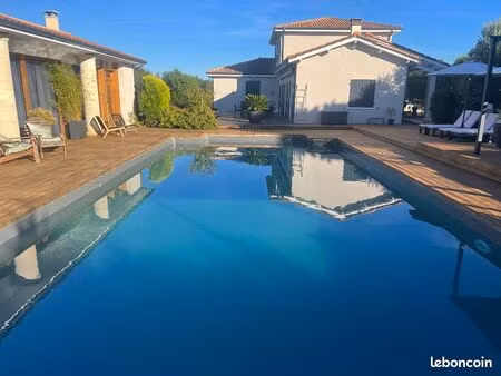 villa spacieuse 14 pièces 400 m2