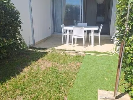 studio 1 pièce 27 m²