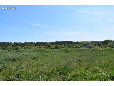 terrain 500 m² galargues