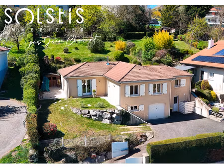 *** belle maison de 140 m2 avec terrain de 1207 m2 ***