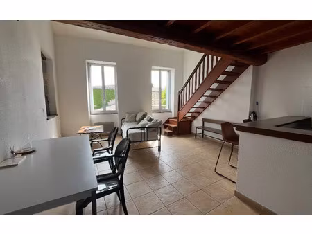 location appartement  m² t-1 à castelnaudary  470 €