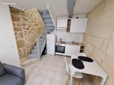 t2 en duplex 30m2 béguey proche cadillac