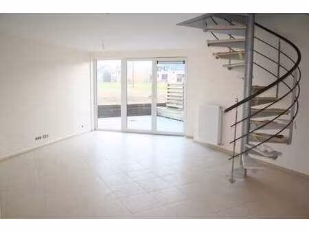 appartement 3 chambres lumineux avec terrasse et jardin