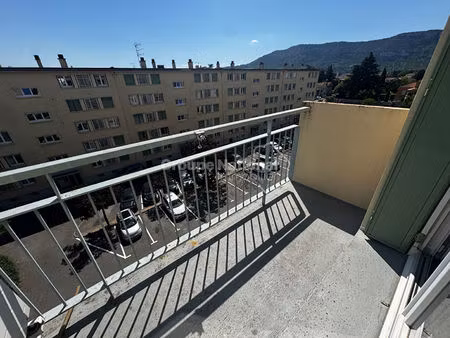 exclusivité à guilherand granges : appartement lumineux 3 pièces au dernier étage !