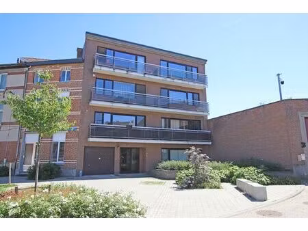 appartement à louer à dekenstraat 38c louvain (rbw08813)