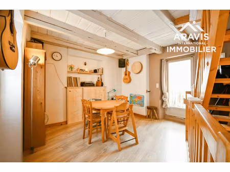 triplex avec 1 terrasse et 1 balcon