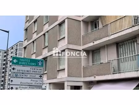 grenoble  secteur pont de catane  garage de 13 m2 situé au 5 avenue rhin et danube
