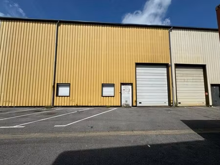 location local d’activités boissy-l’aillerie 95650 375m²