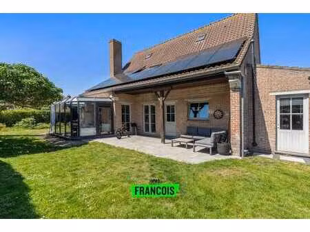villa rurale dans un endroit calme à bredene