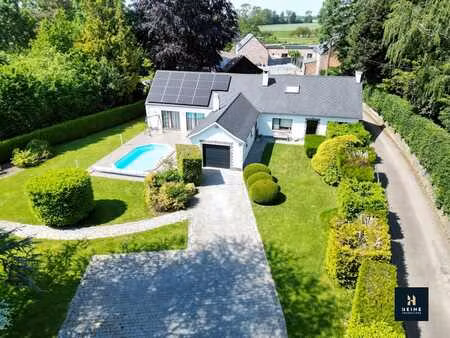 villa 4 façades avec piscine