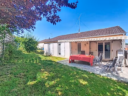 pavillon de plain-pied - habitable de suite