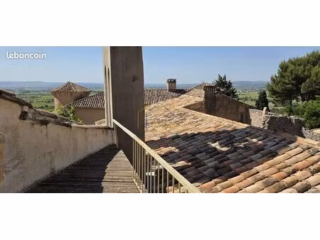 studio 6 pièces 125 m²