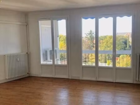 appartement 3 pièces 68 m²