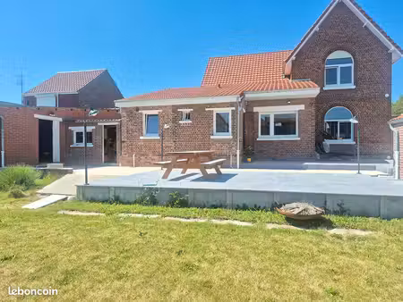 maison 7 pièces 134 m²