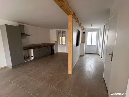 maison de ville 3 pièces 105m2