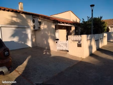 villa 3 faces plein pied à pia