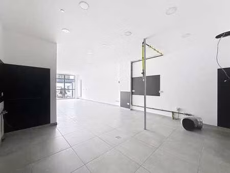 grande opportunité commerciale - 43 m² d'espace aménageable