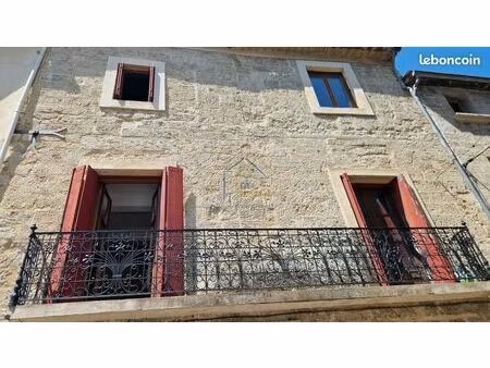 maison 10 pièces 180000 m²