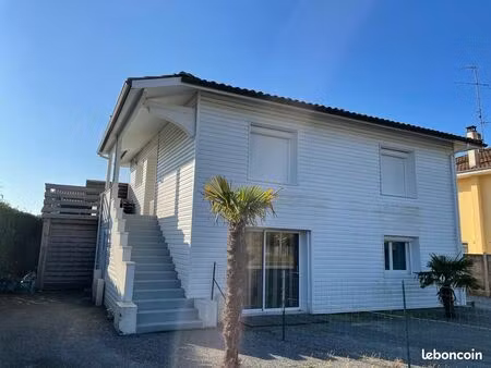 etage d'une maison 3 pieces proche centre ville