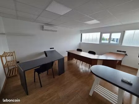 box entrepôt bureau
