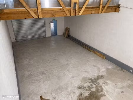 entrepôt 140 m² bordeaux