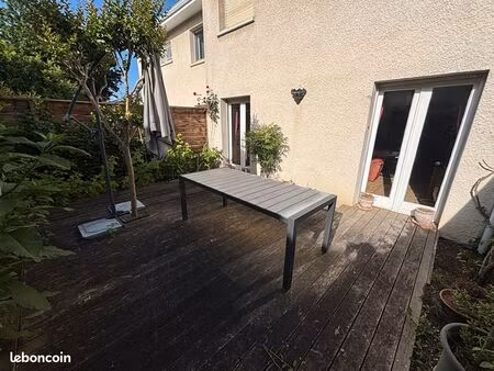 maison 4 pièces 95 m²