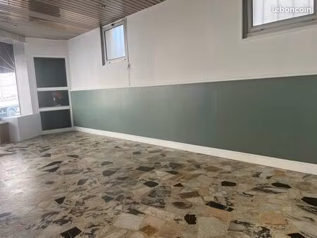 local commercial