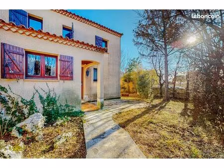 propriété 4 pièces 110 m²