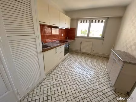 appartement 3 pièces 74 m²