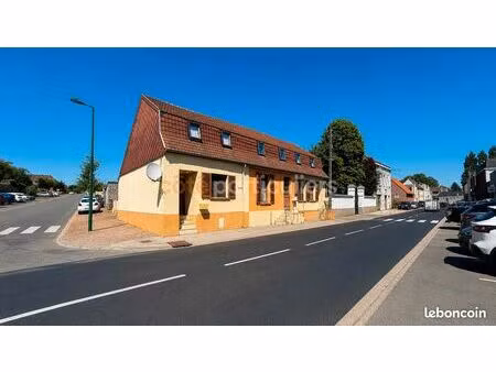 immeuble 10 pièces 230 m²