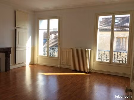 à louer grand 3 pièces par particulier