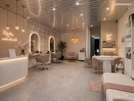 commerce 82 m²
