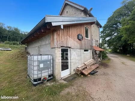 maison 5 pièces 104 m²