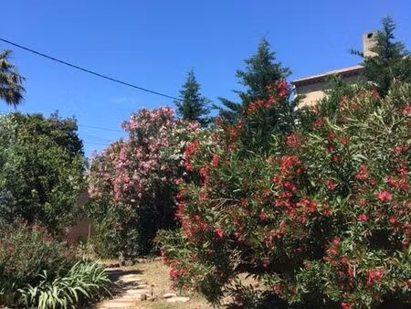 villa de 136m² trois faces sur 630m²