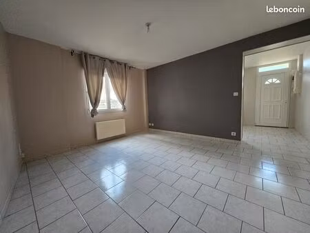 location maison 2 chambres à chevrières