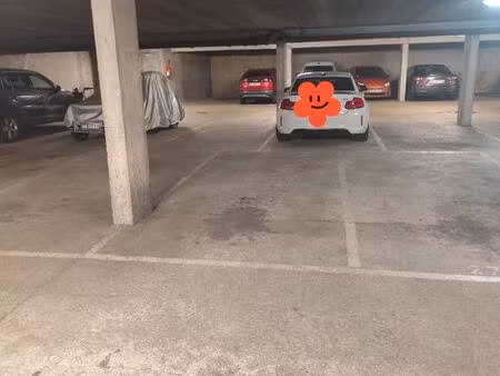 place de parking en sous-sol