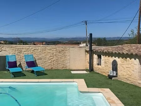 villa 140m2 jolie vue et piscine