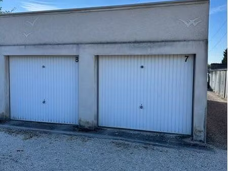 loue garage proche centre ville