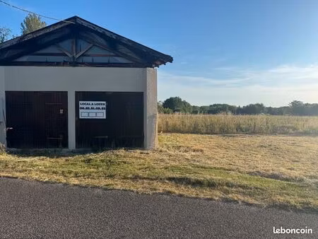 local de stockage / garage