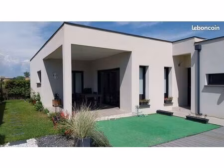 maison lavérune plain pied 82m2 jardin 350m2 piscine et garage