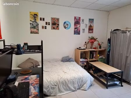 studio meublé neuf 24 m² – à 10 mètres de la gare – parking inclus