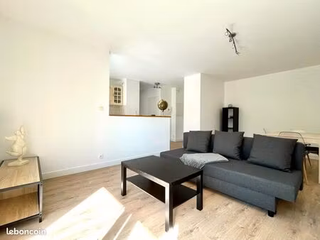 appartement 2 pièces 50 m²