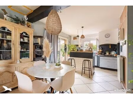 maison 4 pièces 94 m²