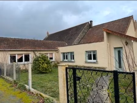 charmante maison à 5 minutes d'eguzon