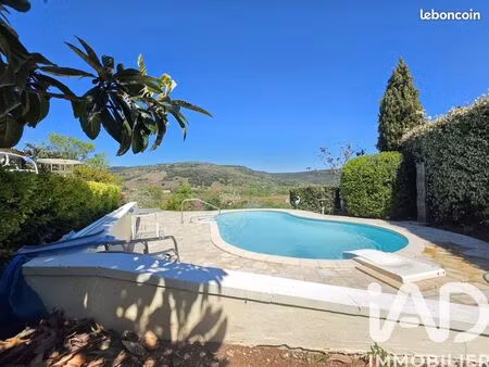 villa 8 pièces 146 m²