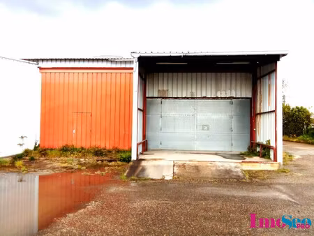 location local commercial