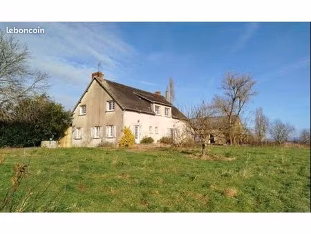 grande maison de campagne