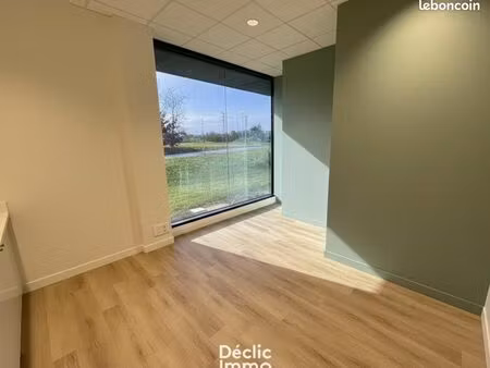 bureau 14 m²