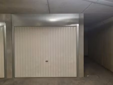 parking - garage box sécurisé
